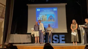 Entrega del premio Mejor Colaborador a Asesoría Unidad en la IV Gala del Club Náutico Santa Eulalia